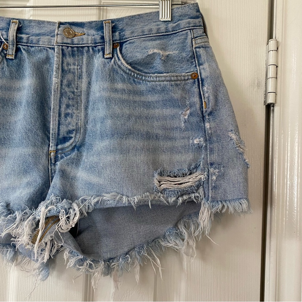 AGOLDE Parker Vintage Cut Off Denim Jean Shorts Light Wash Button Fly Size 28” - Picture 4 of 15